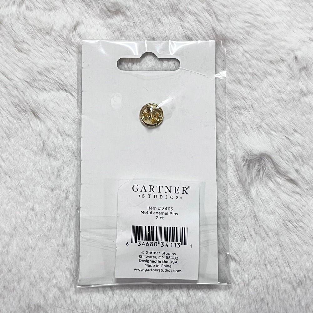 🔮 5/$25 Pug And Donut Pins - Picture 3 of 3